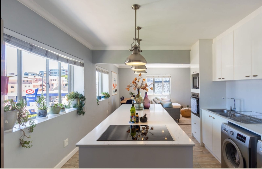 3 Bedroom Property for Sale in Sea Point Western Cape